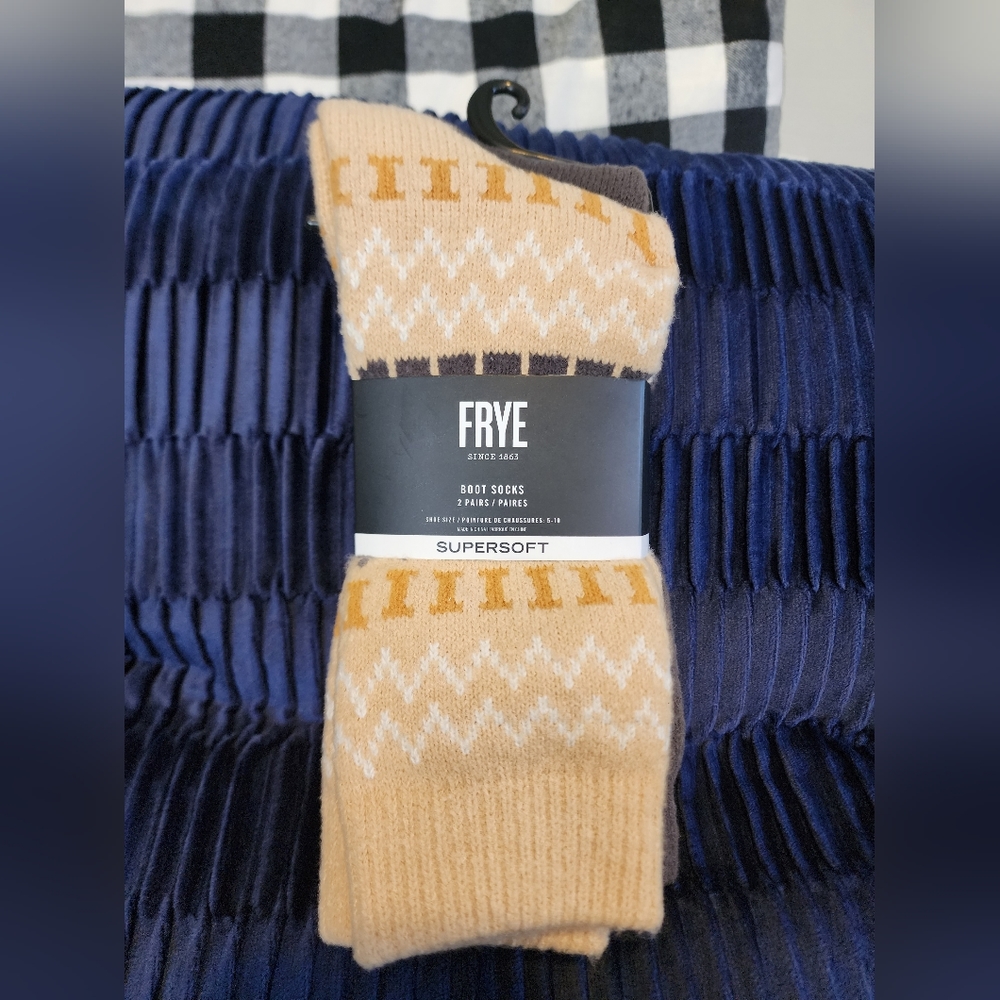 NWT Frye Supersoft Boot Socks